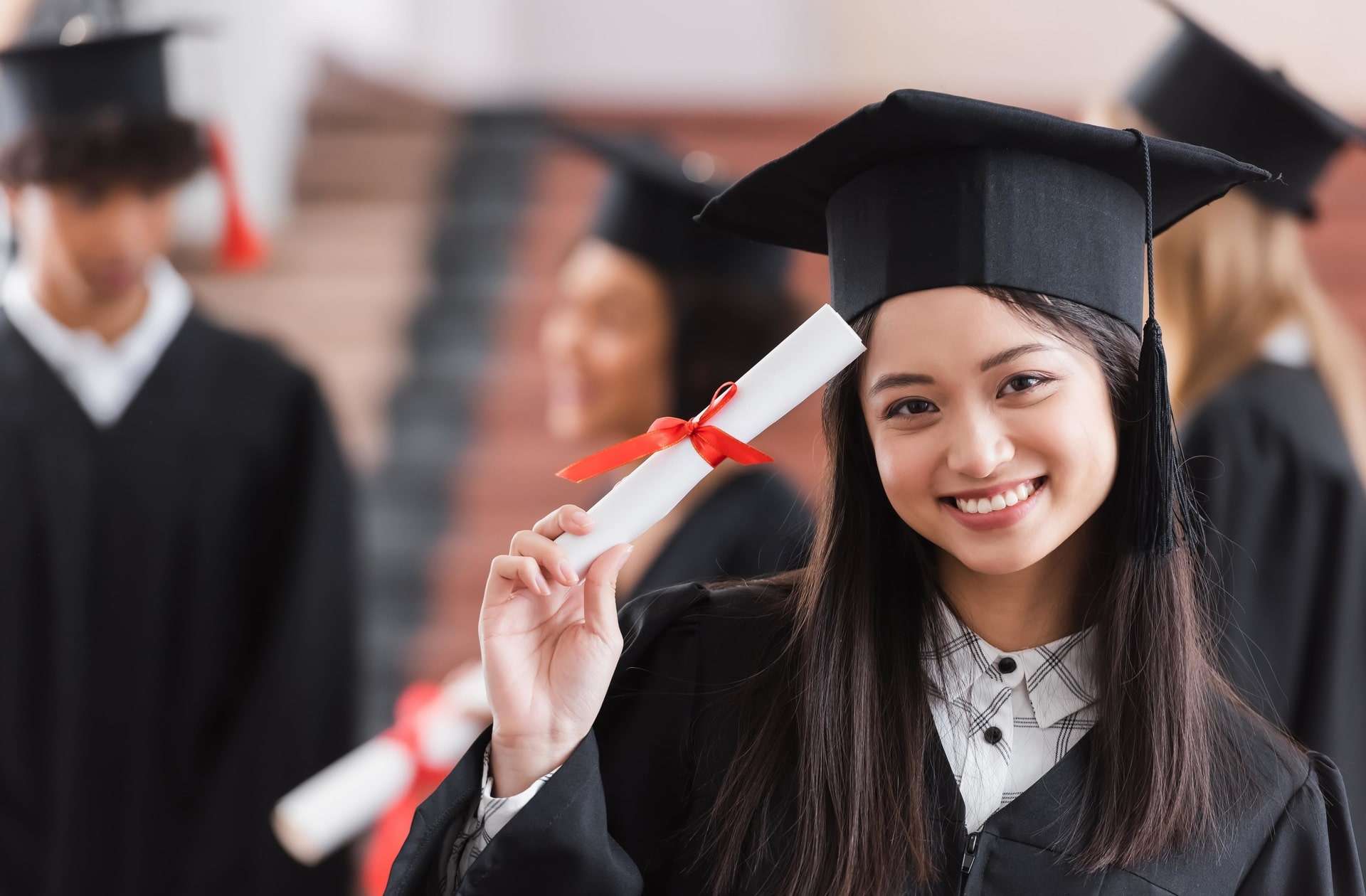 Online students qatar